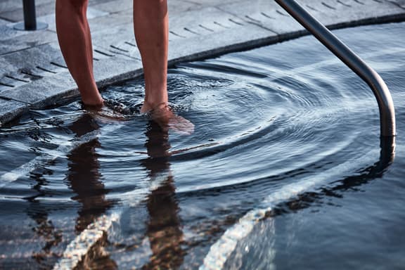 7 Hot Spring Destinations for Extraordinary Wellness and Water Cures ...