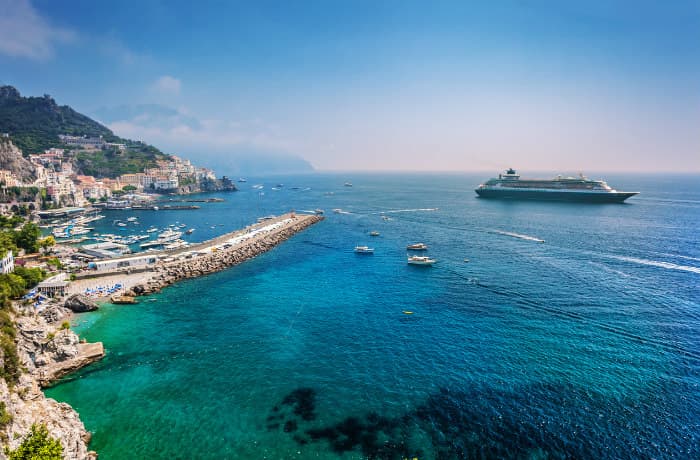 Cruise ship in the Amalfi Coast, Italy` / nata_rass/iStock