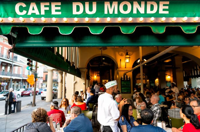 Cafe du Monde, New Orleans / ablokhin/iStock