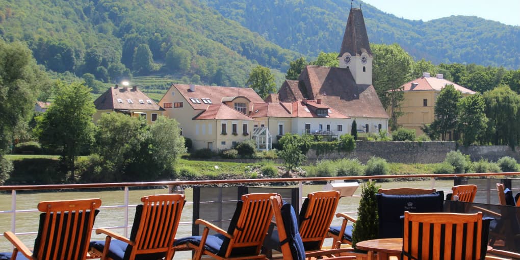 Teeming River Cruises