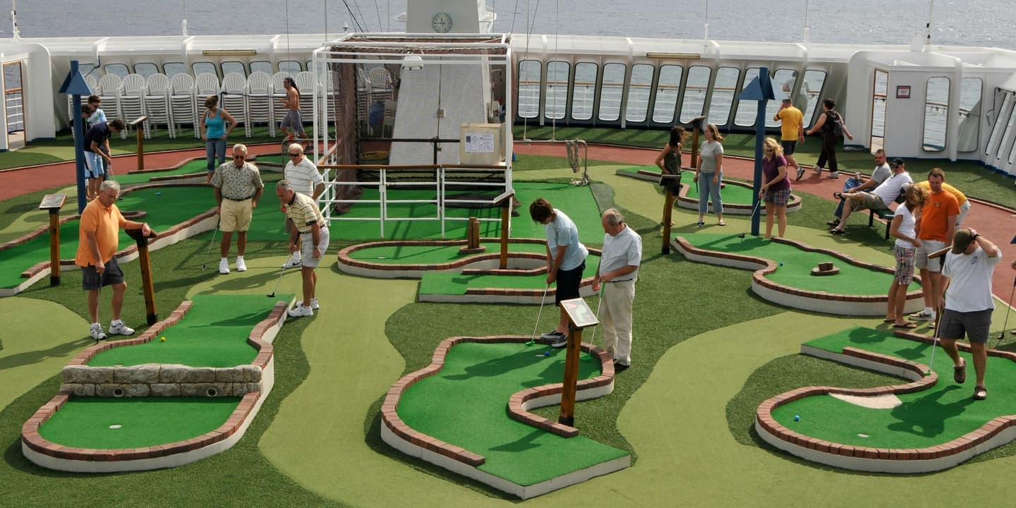 Carnival Cruise Line / Andy Newman