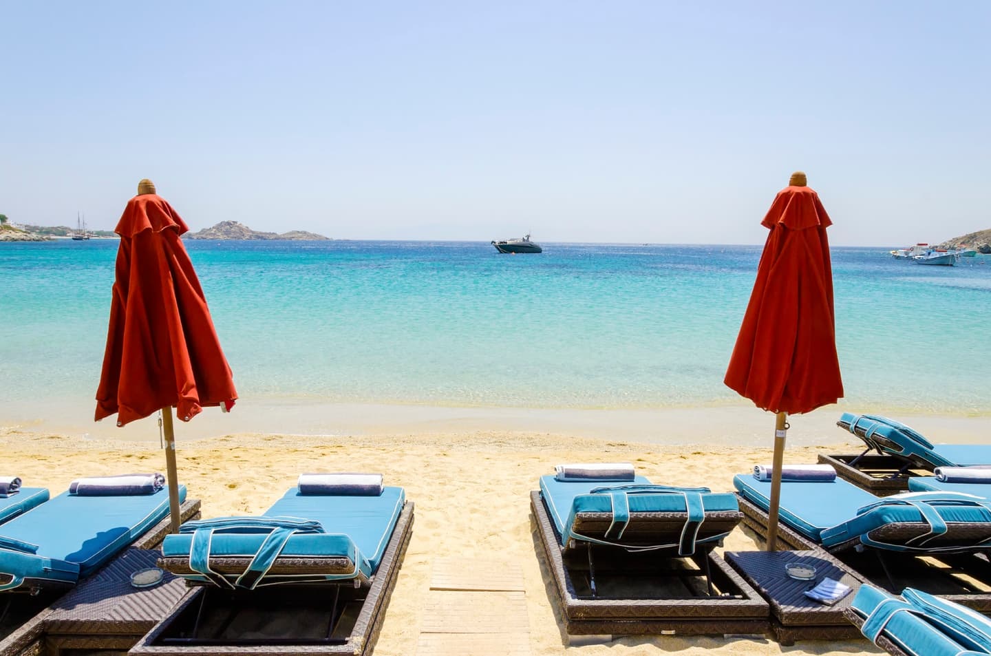 iStock.com / f8grapher