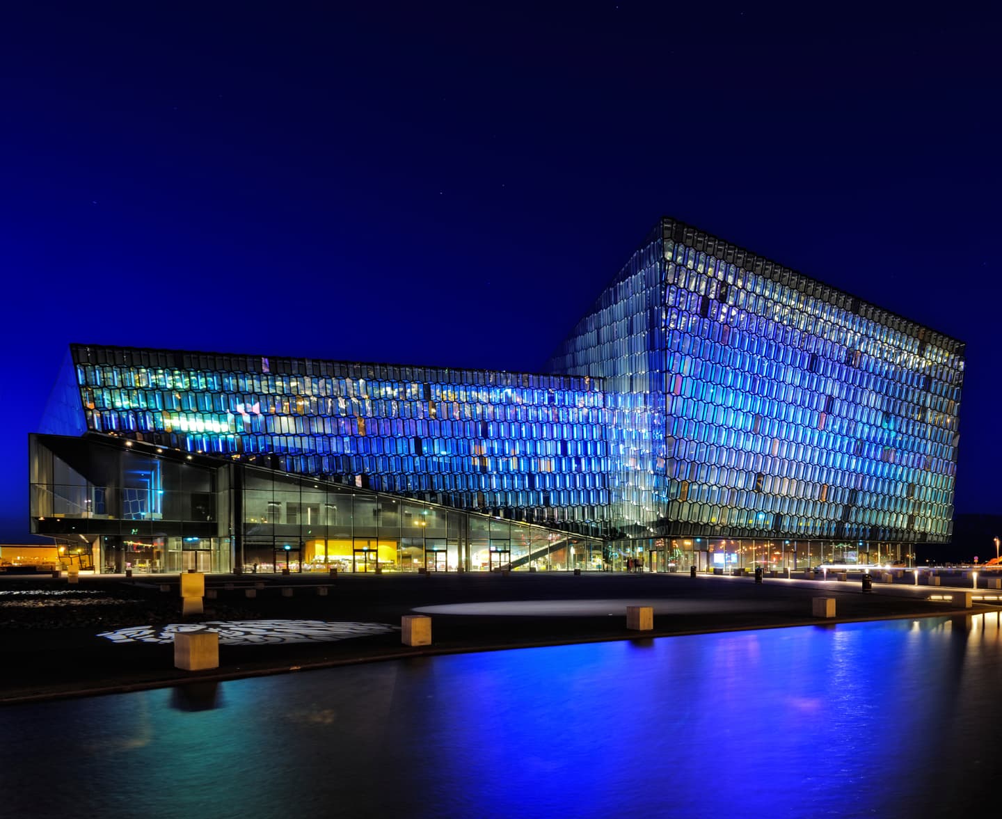 iStock.com / davidnmoorhouse