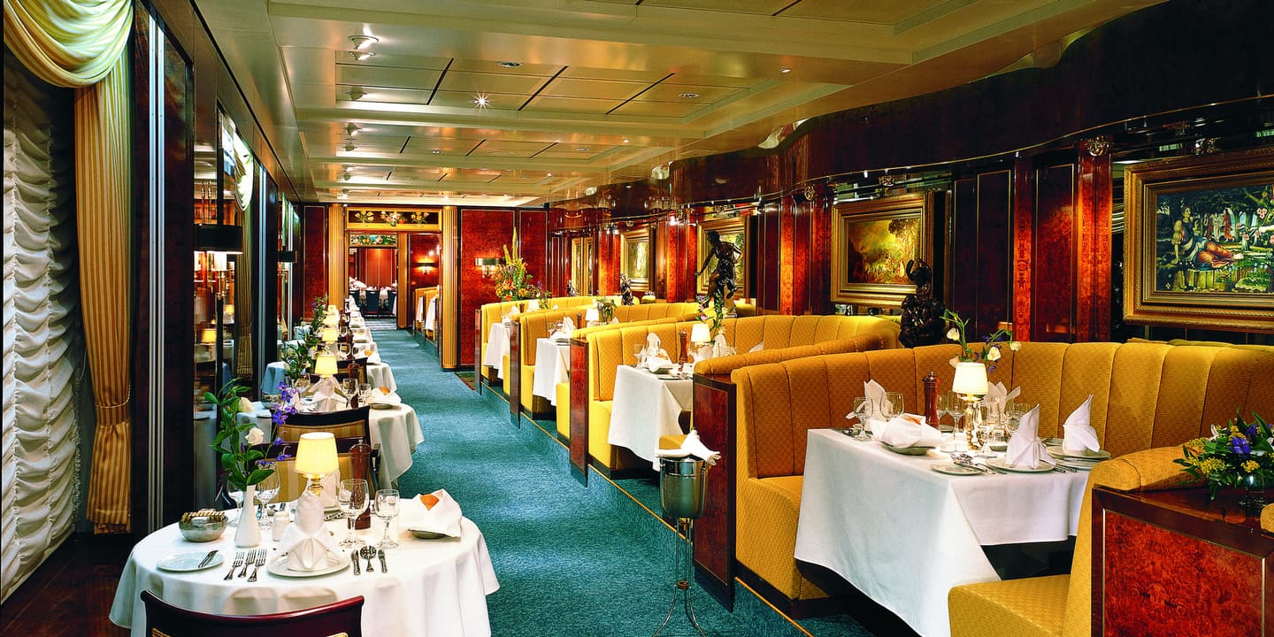 Norwegian Cruise Line / Michel Verdure