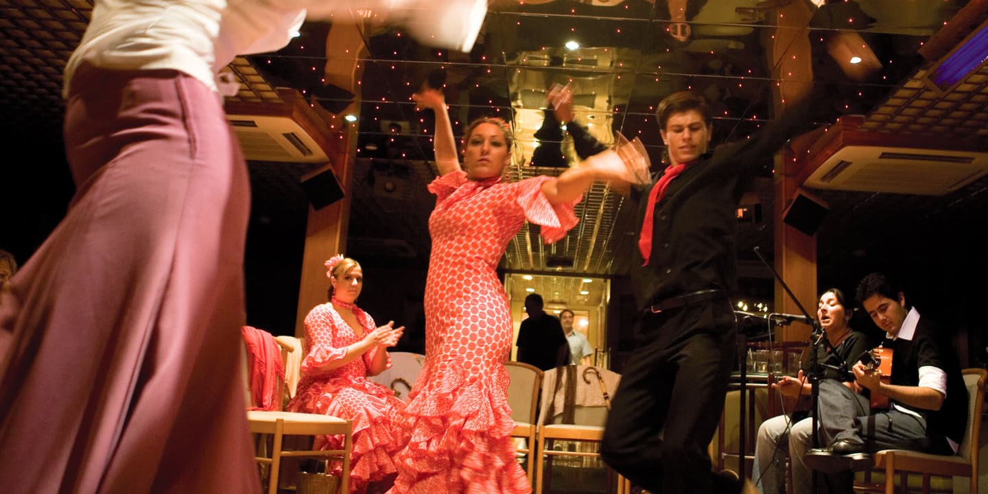 CroisiEurope / Frantisek Zvardon