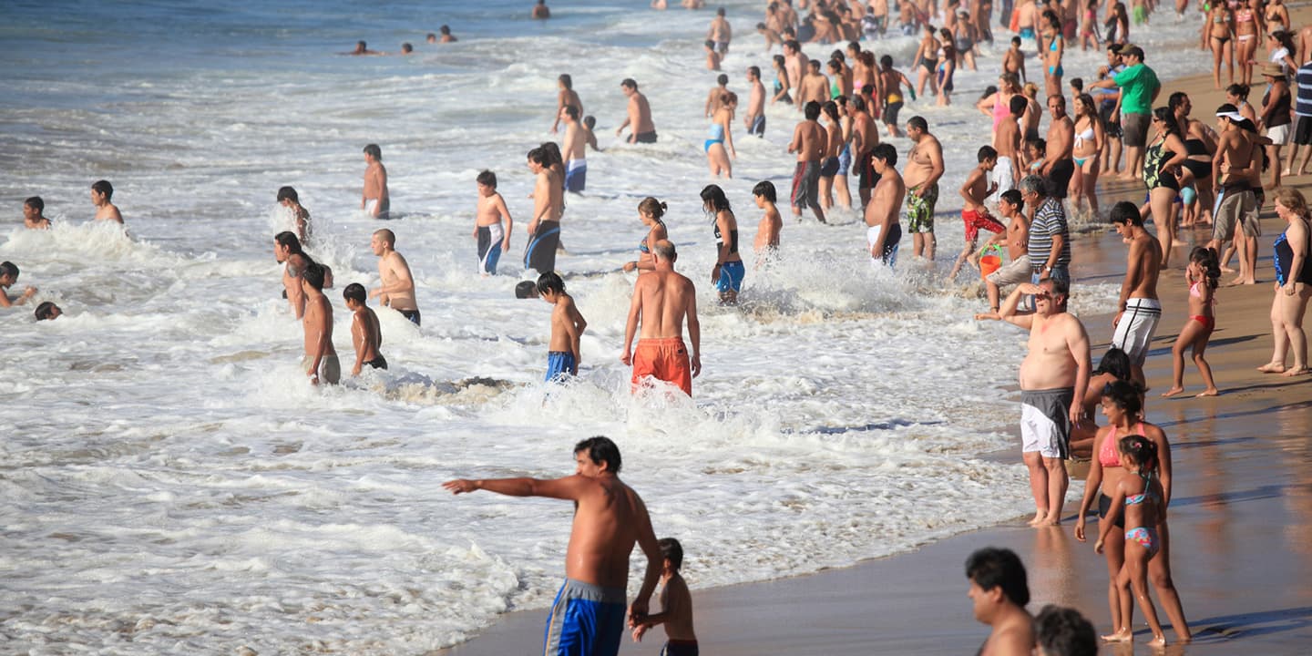 iStock.com / erlucho