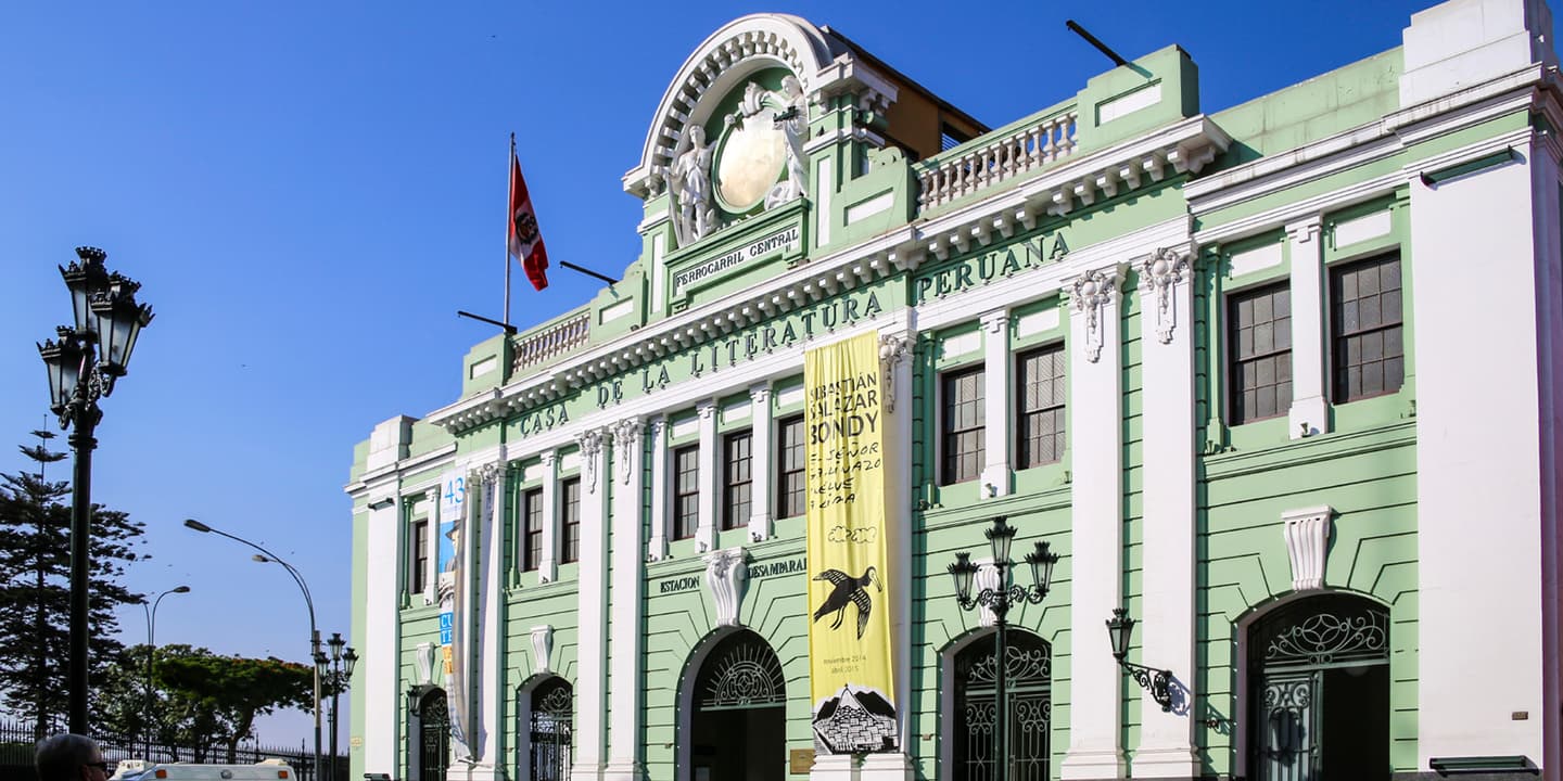 iStock.com / Meinzahn