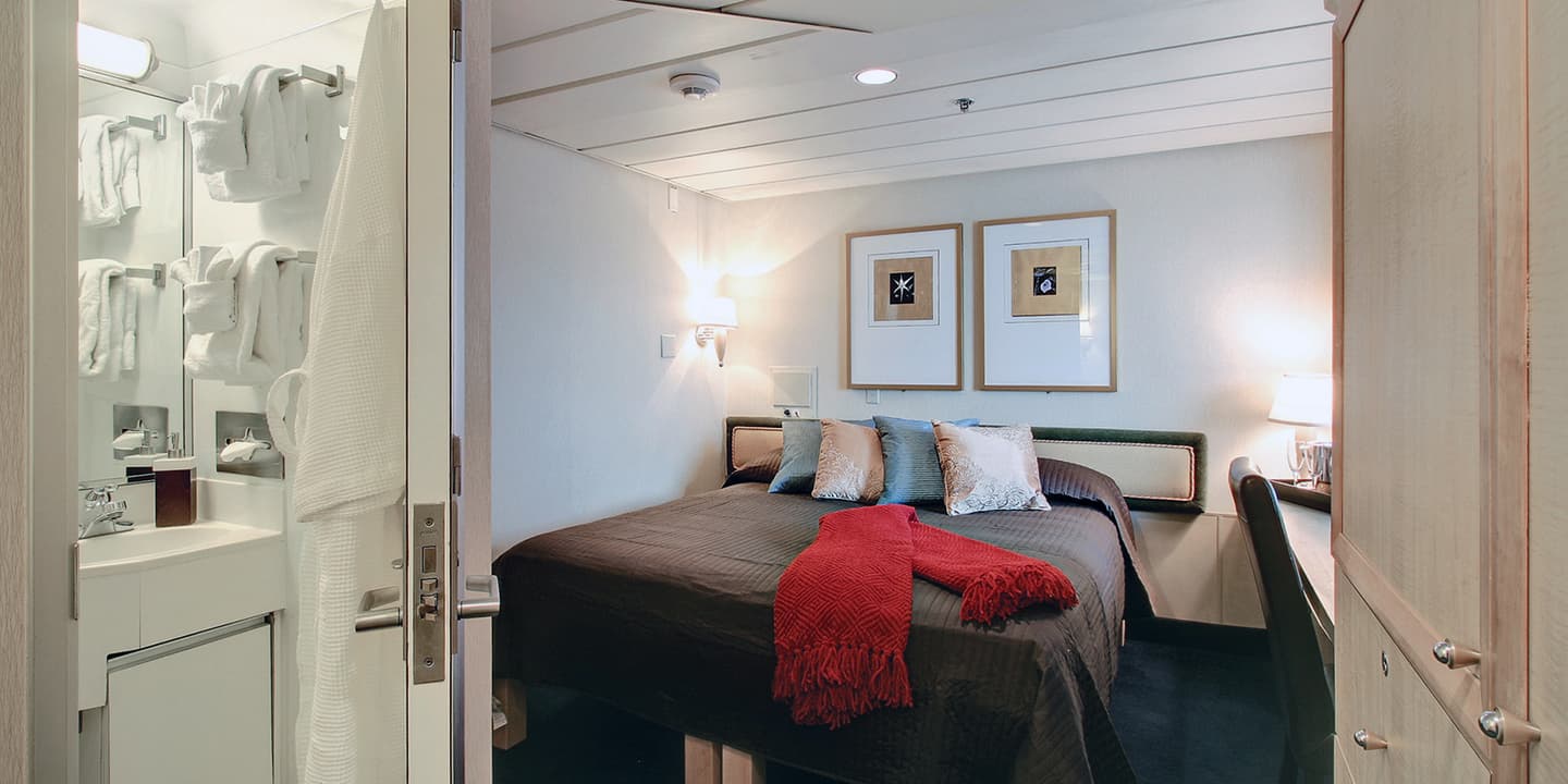 Un-Cruise Adventures