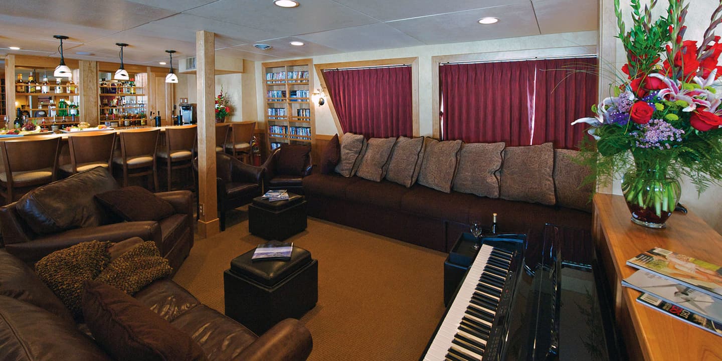 Un-Cruise Adventures