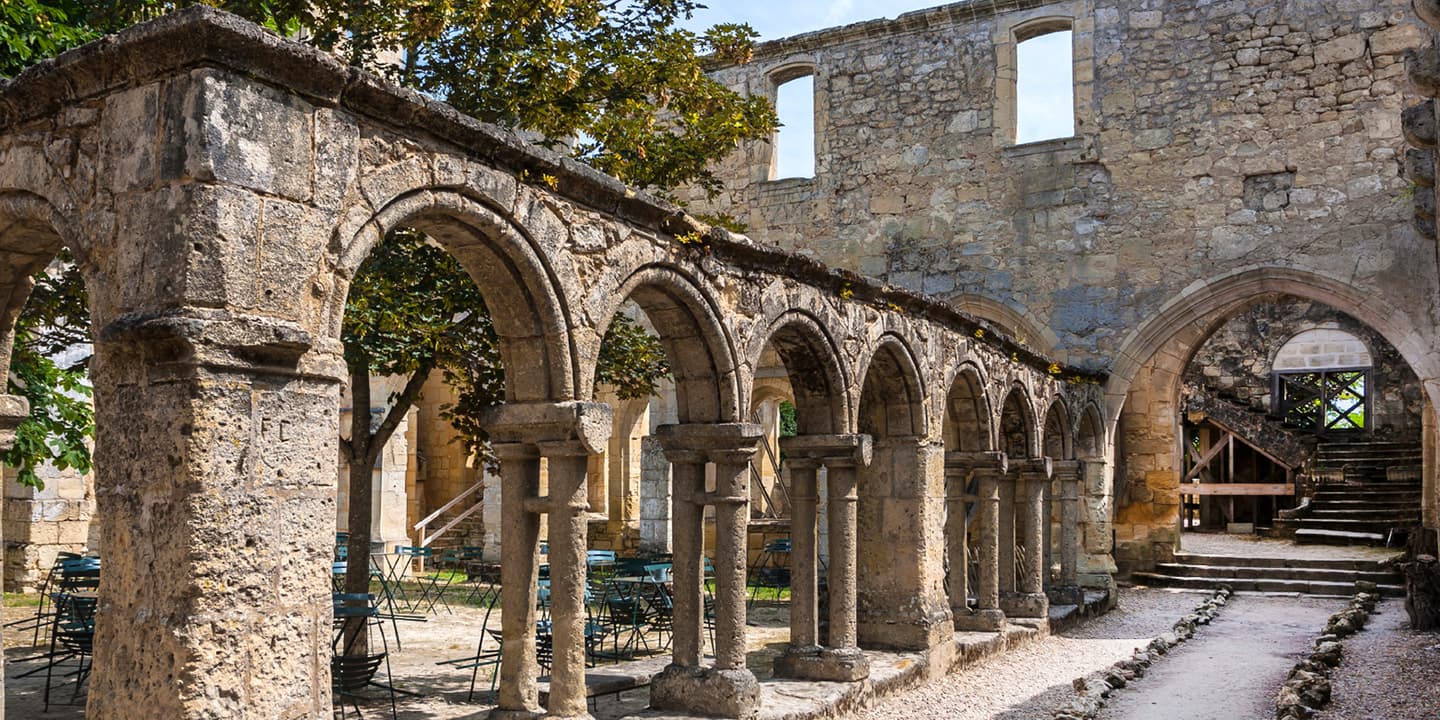 iStock.com / Nellmac