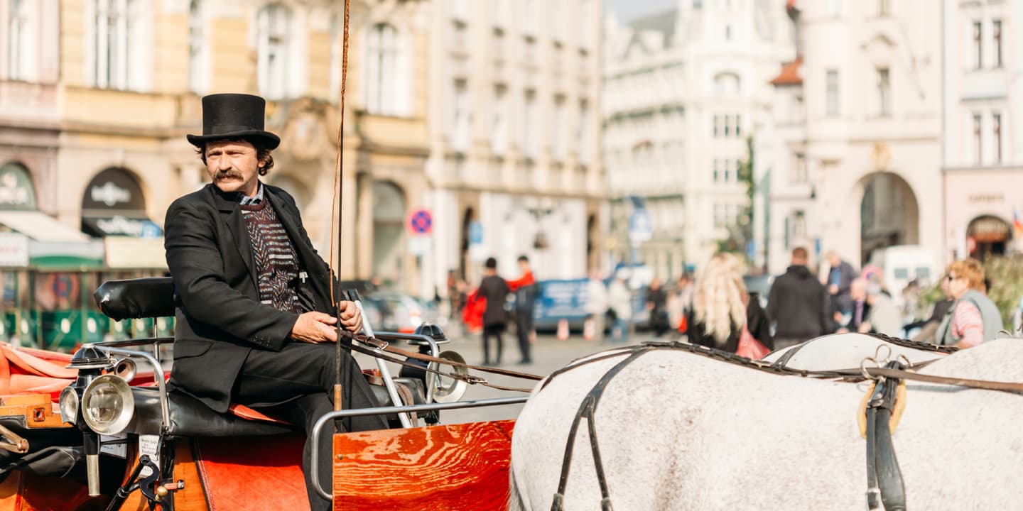 iStock.com / Ryhor Bruyeu