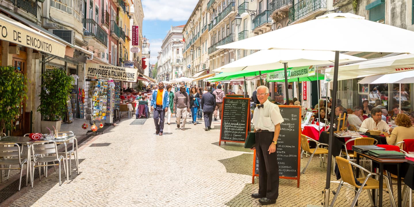 iStock.com / vichie81