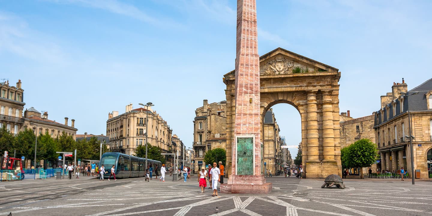 iStock.com / Sergey Kelin