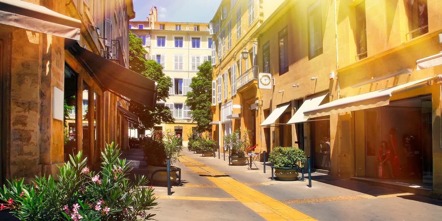 iStock.com / Velirina