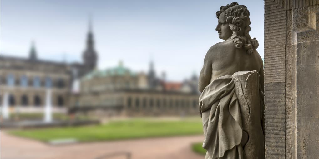 iStock.com / Nellmac