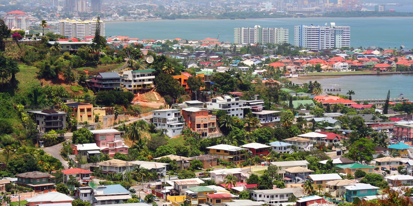 iStock.com / jaysunlp