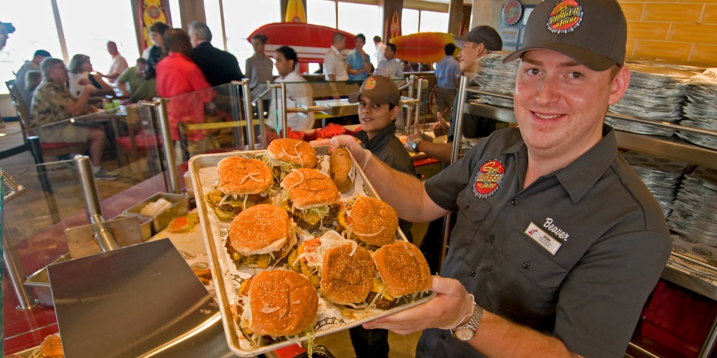 Carnival Cruise Line / Andy Newman