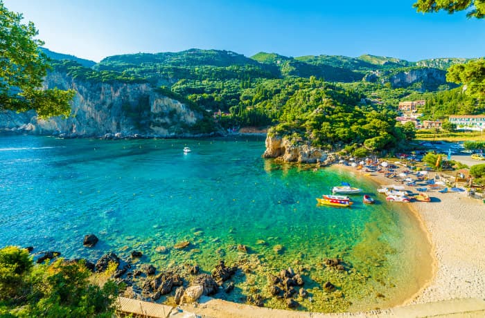 Greece in summer / Balate Dorin/iStock