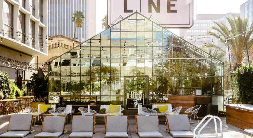 LINE LA Rooftop Pool / Courtesy of LINE LA
