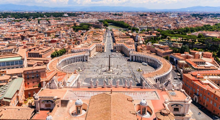 Vatican City / carmengabriela/iStock