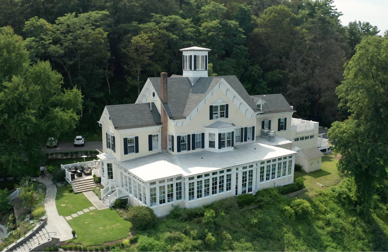 Courtesy of Inn at Taughannock Falls