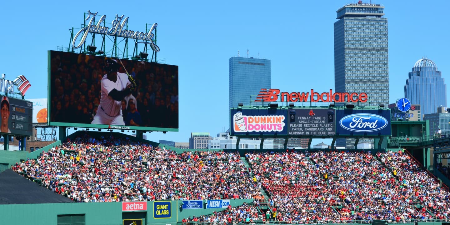 iStock.com / vivalapenler