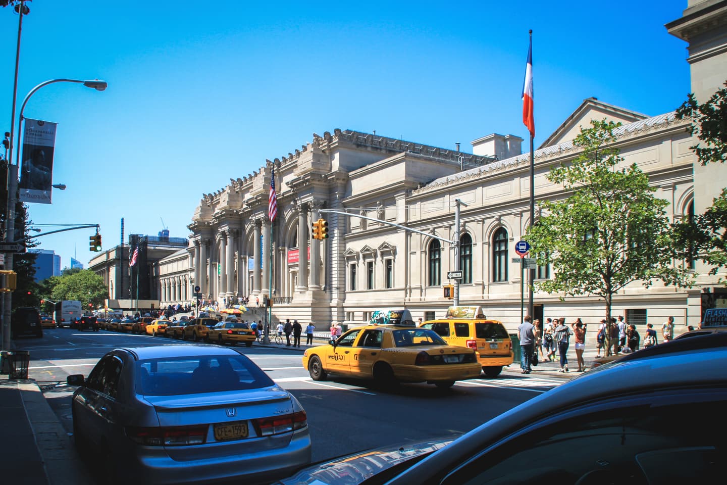 iStock.com / RobinsonBecquart