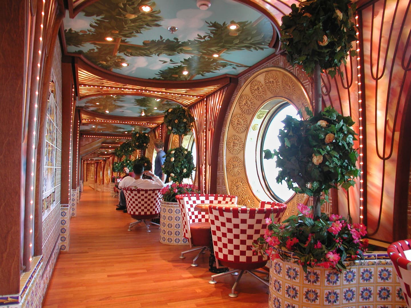 Carnival Cruise Line / Andy Newman