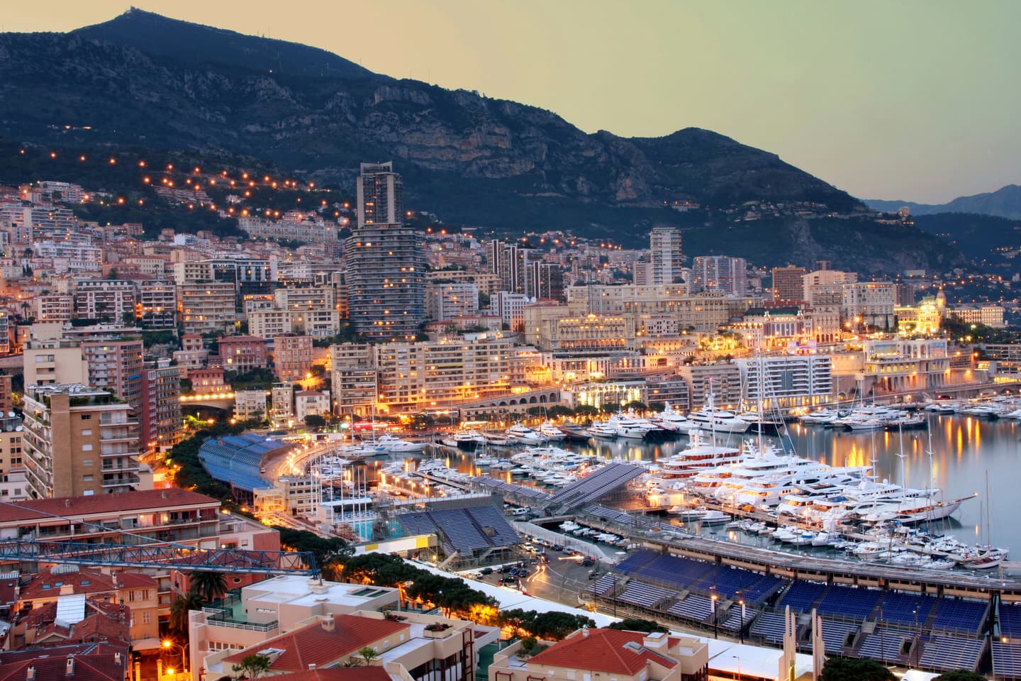 iStock.com / vladacanon