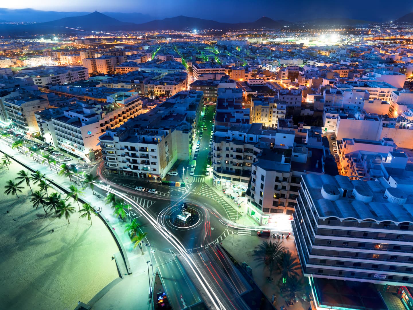 iStock.com / goldhafen