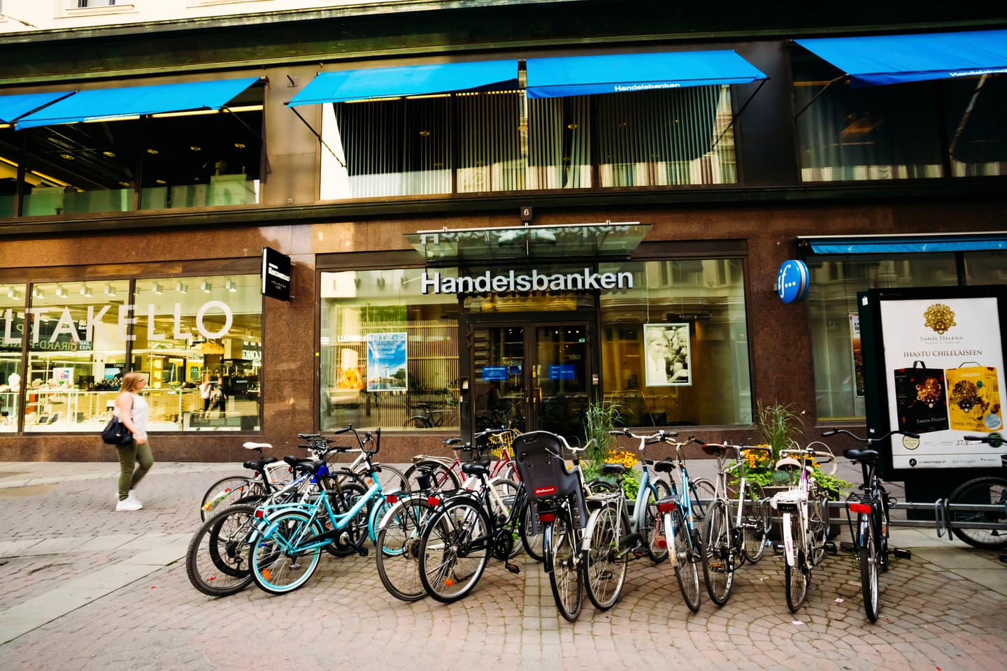 iStock.com / Ryhor Bruyeu