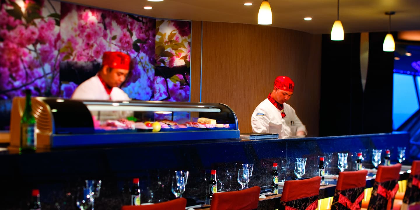 Royal Caribbean International / Michel Verdure