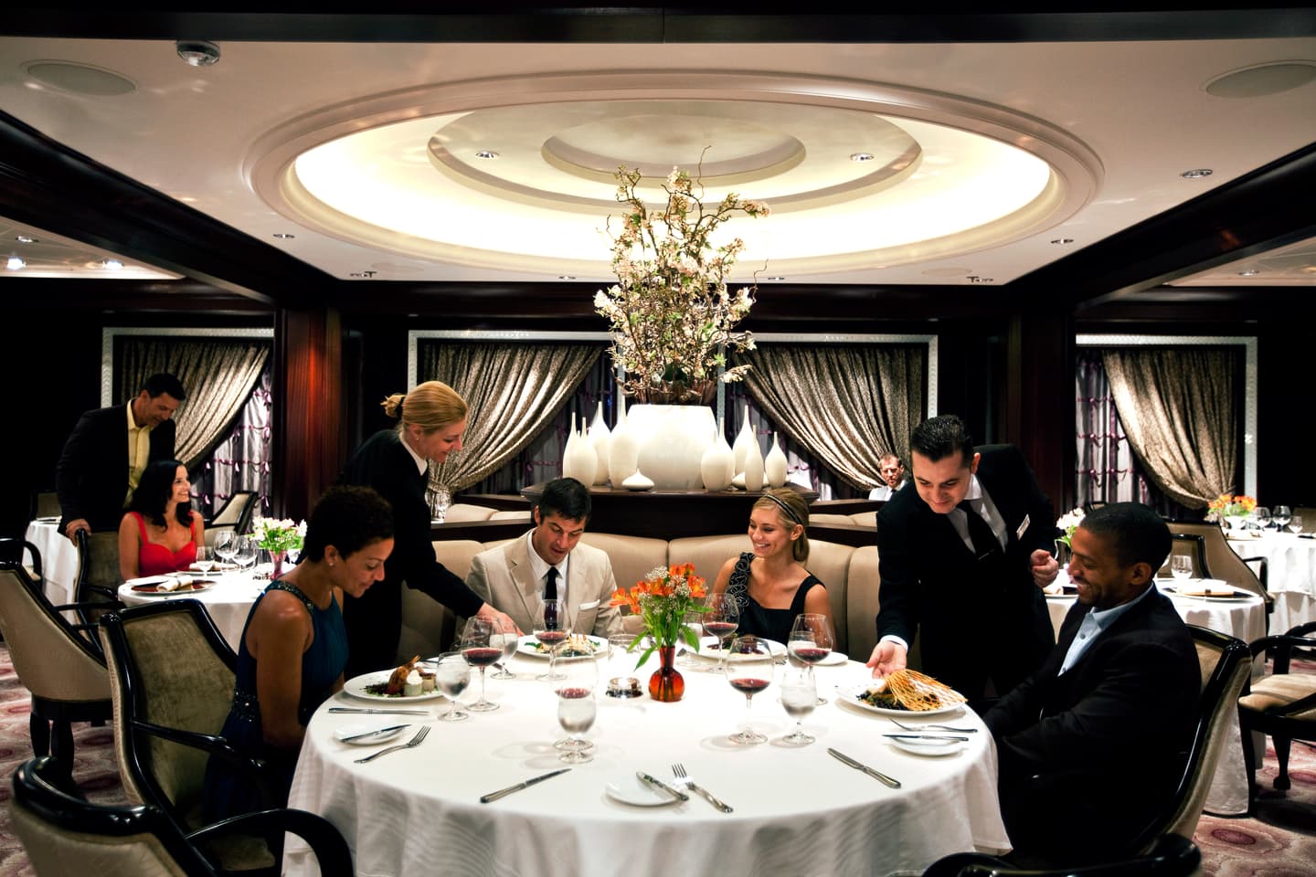 Celebrity Cruises / Quentin Bacon