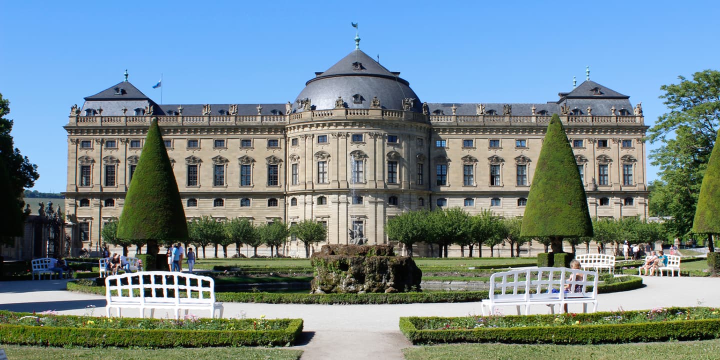 iStock.com / FL-photography