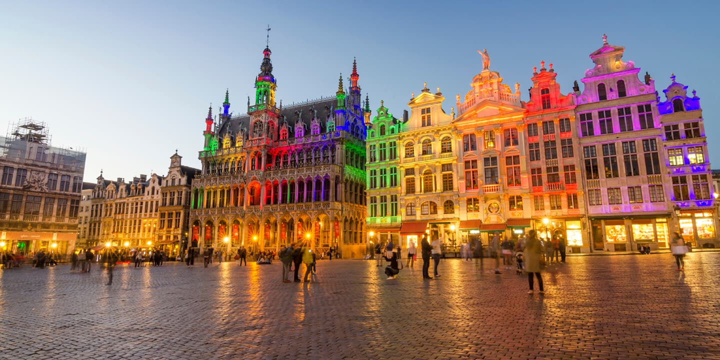 iStock.com / siraanamwong