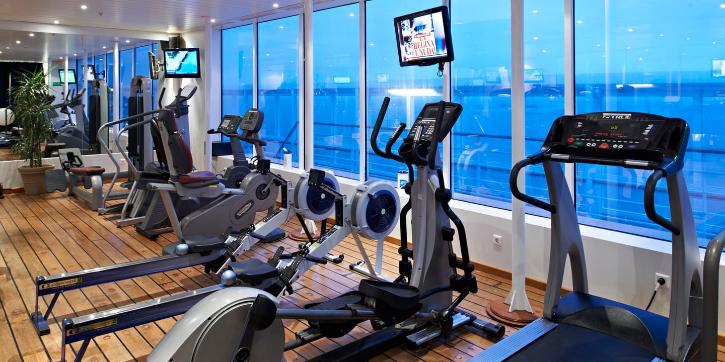 Fred. Olsen / Chris Reeve