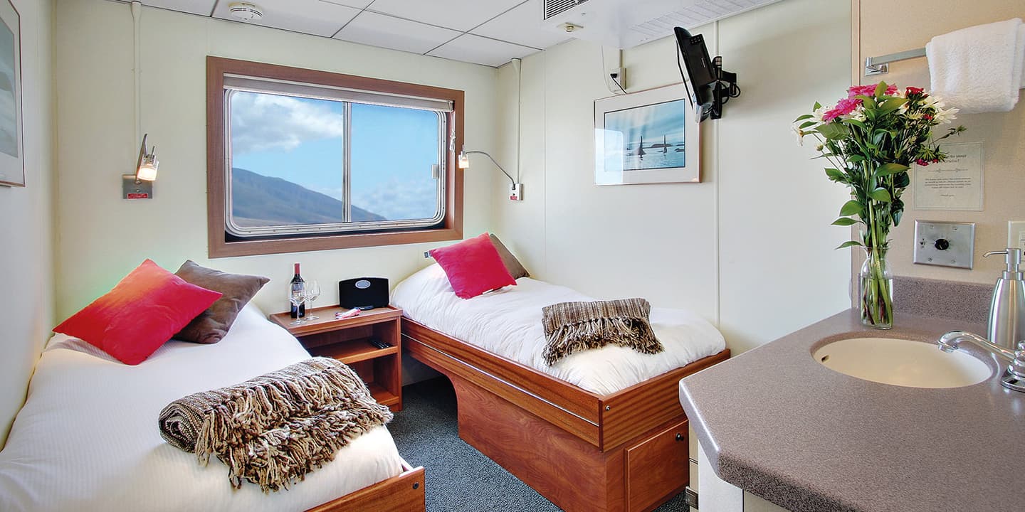 Un-Cruise Adventures