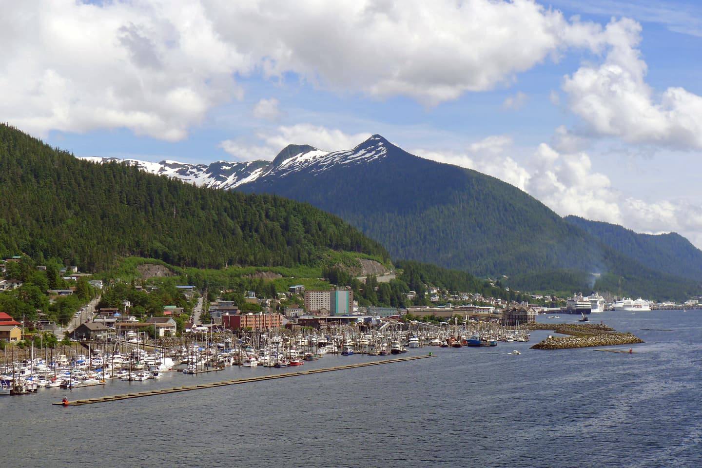 iStock.com / chrisuk1